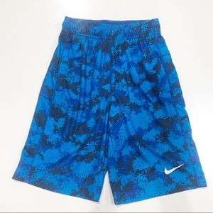 Boys Nike Dri-Fit Digi-Camo Shorts Sz Small EUC